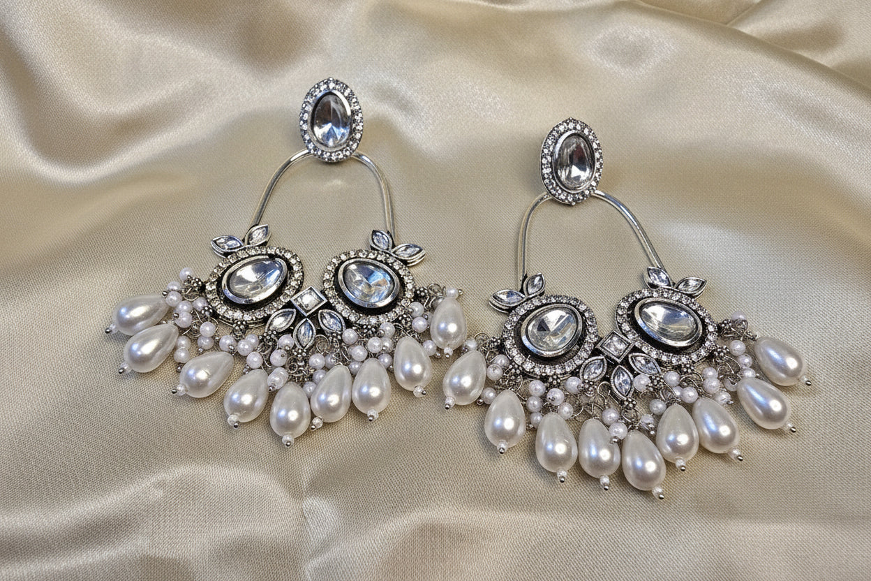 ZEENATH PEARL EARRINGS