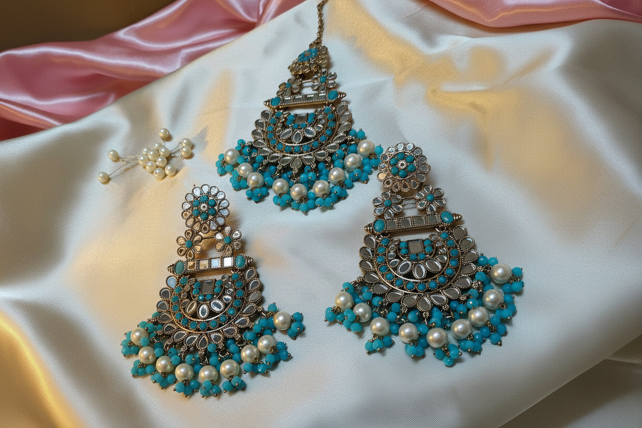 ASMANI HEER STATEMENT EARRINGS WITH MANGTIKA